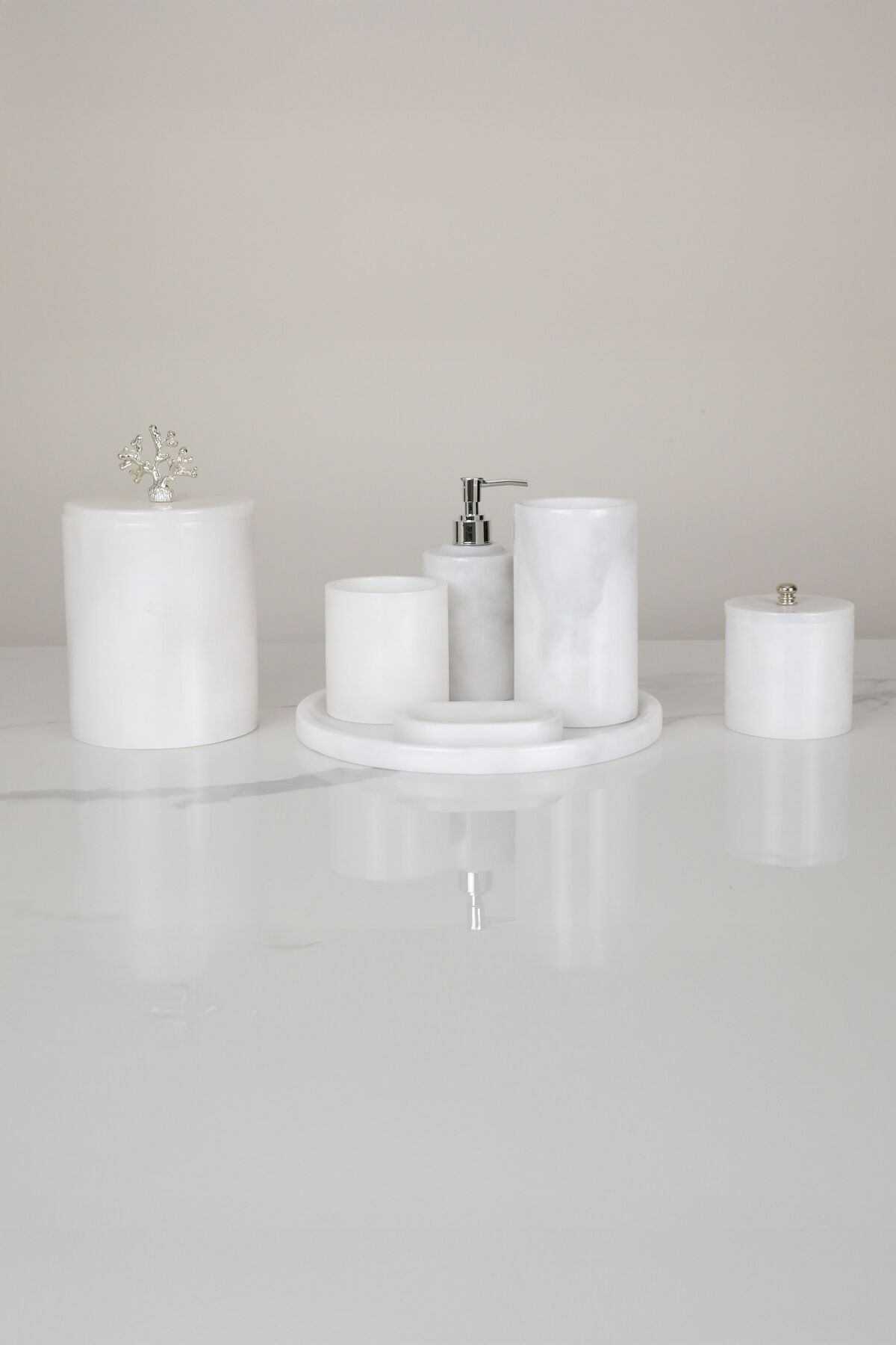 Yedili Mermer Banyo Seti - Beyaz