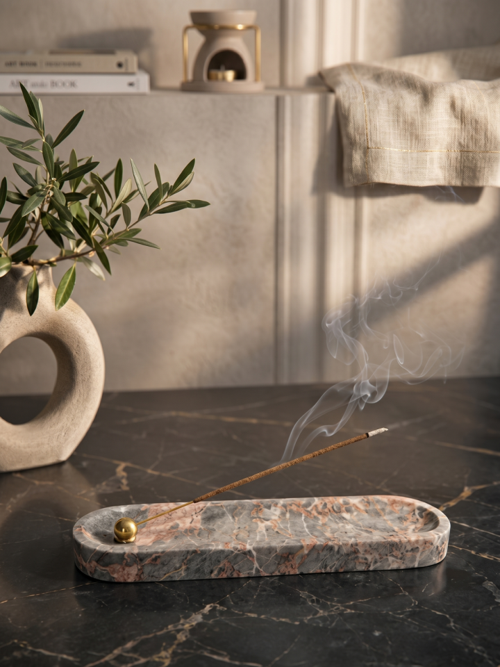 Lüks Mermer Tütsülük - Minimalist Tasarım ve Kül Tutucu Hazne